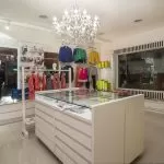 Montagem arquivo/estante corporativa