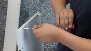 Entenda as dificuldades de montar móveis para quem não sabe como montar