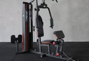 Montador de móveis RJ realizando montagem de aparelhos de musculação residencial